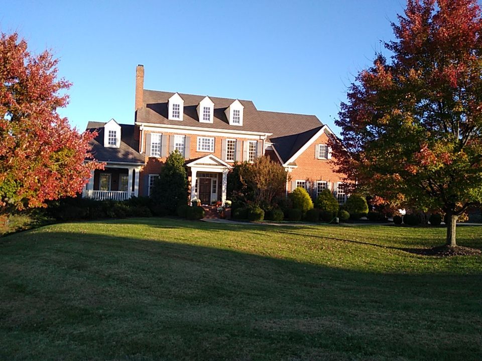 Window Cleaning and Gutter Cleaning in Charlottesville, VA